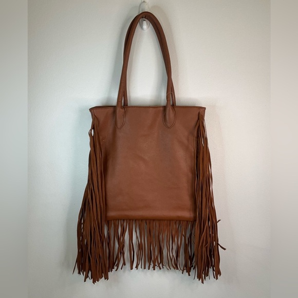 no brand Handbags - BROWN Square Full Fringe Tote Lined with 2 Inside Pockets Magnetic Closure NWOT
